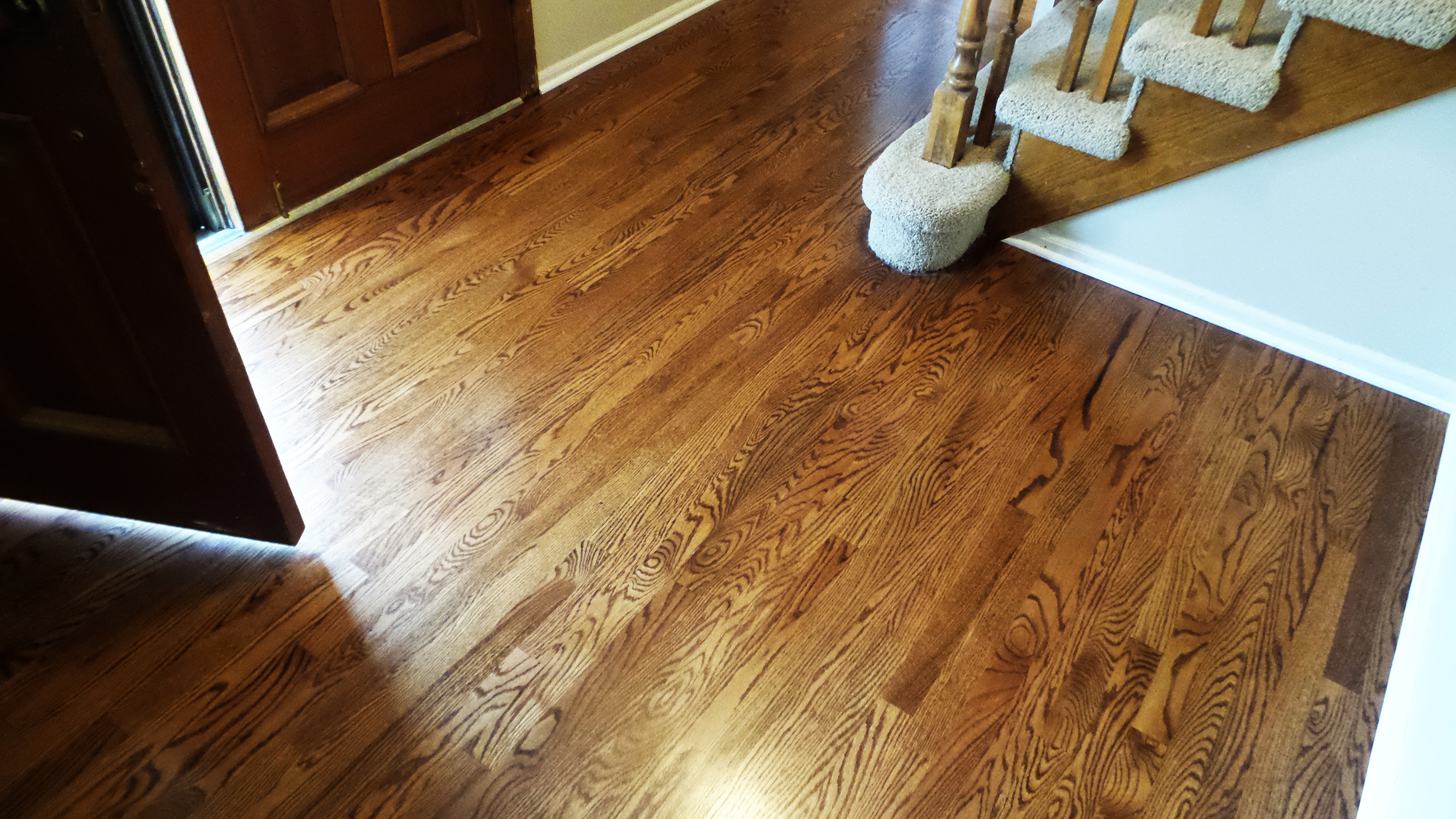 Examples of stains on red oak floors. 